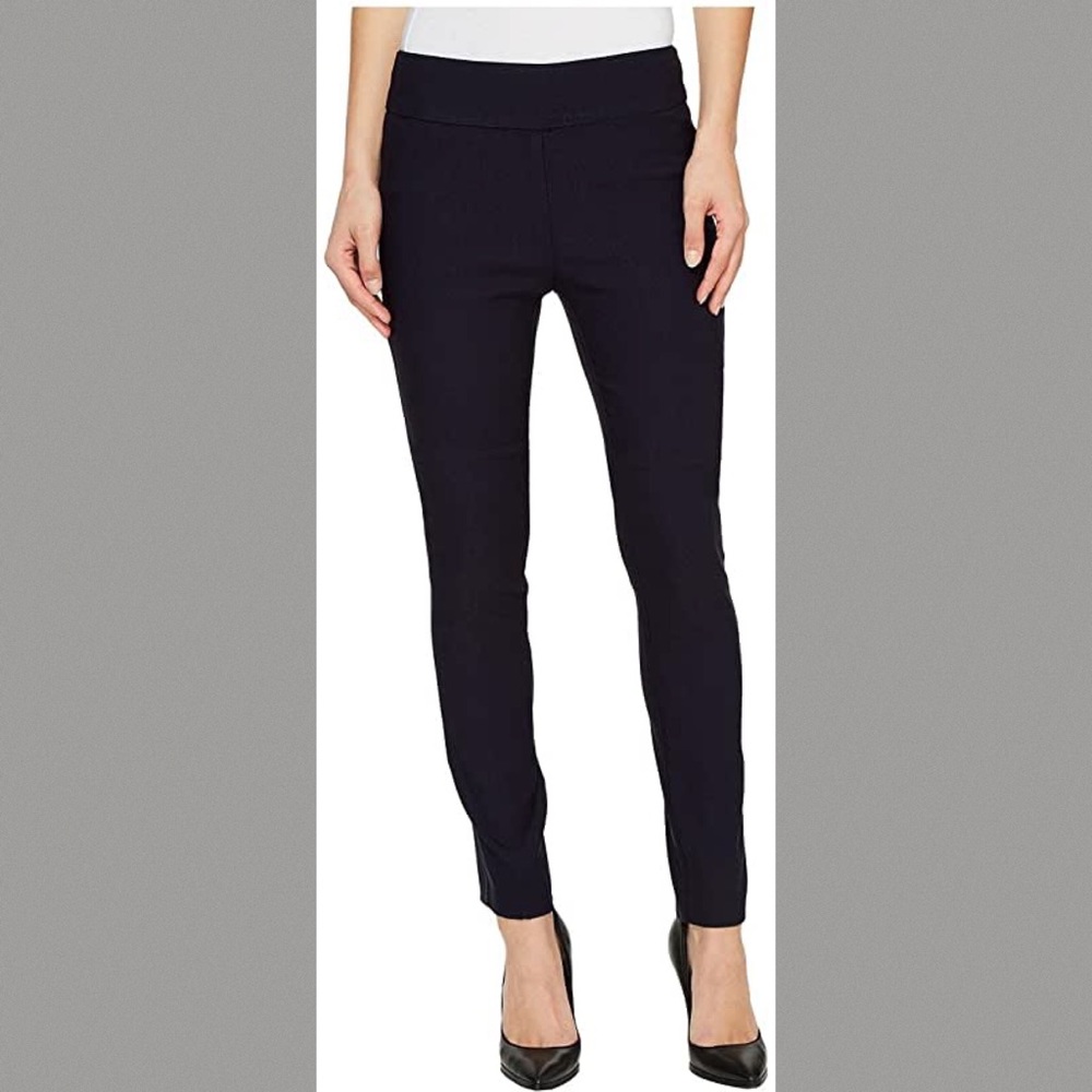 Tribal beautiful flattering navy slim pants!